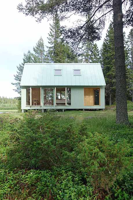 Novoizgrađeni projekt koji pokazuje VELUX krovne prozore - vikend kuća u Luleå