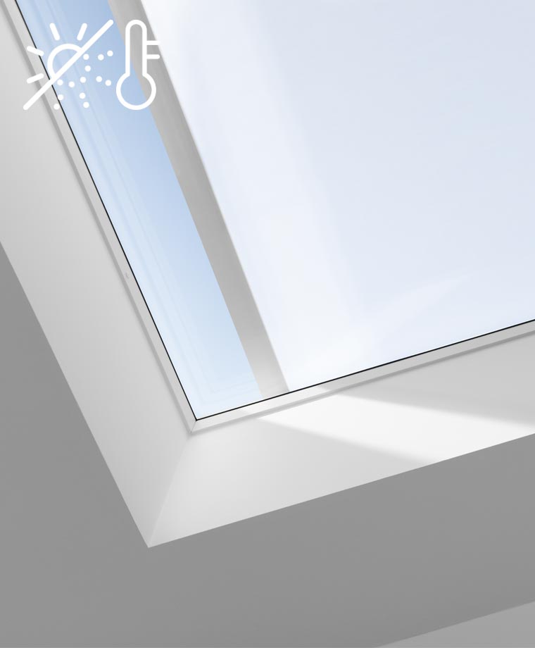 zonsondergang element Reisbureau VELUX warmtewerend rolgordijn voor glazen daklichten MSU -  Buitenzonweringeffect