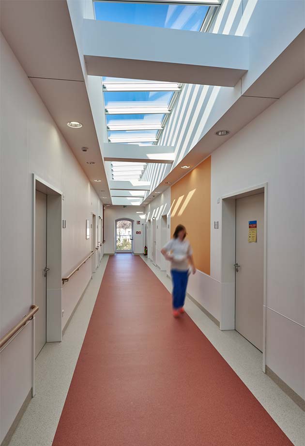 Skylight solution with Longlight 5-30° at Wuppertal Hospital, Germany 